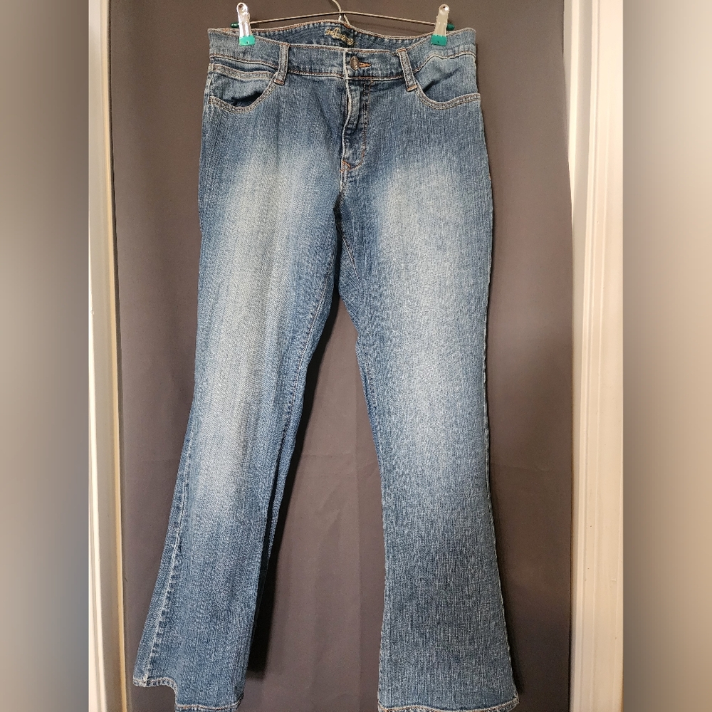 Old Navy Jeans, Women's size 12 "The Dreamer " Flare Denim Blue Jeans